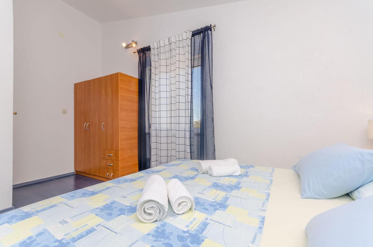 Apartments Zdenka Donji Okrug  외부 사진