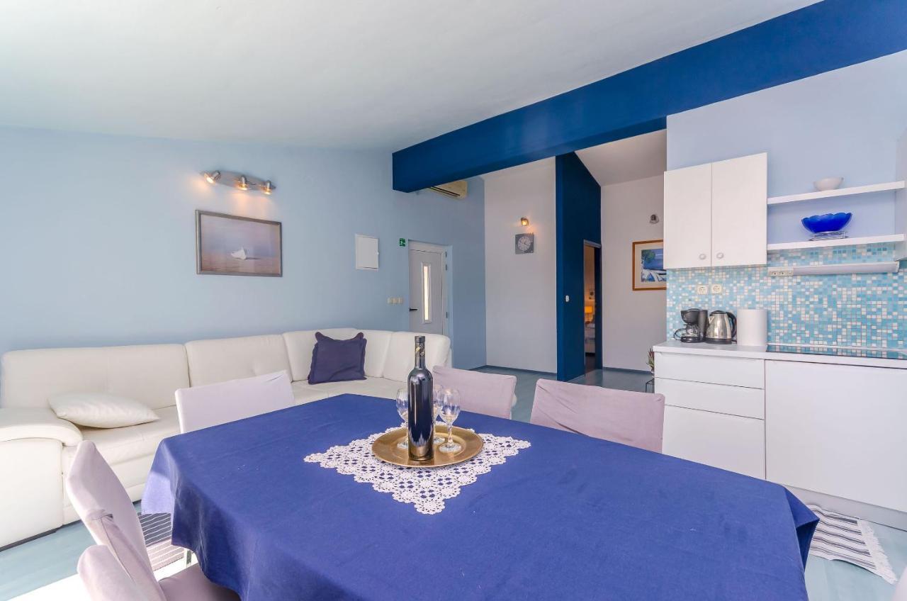 Apartments Zdenka Donji Okrug  외부 사진