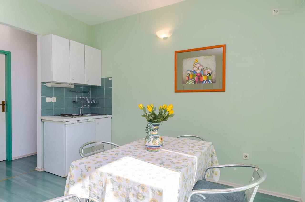 Apartments Zdenka Donji Okrug  외부 사진