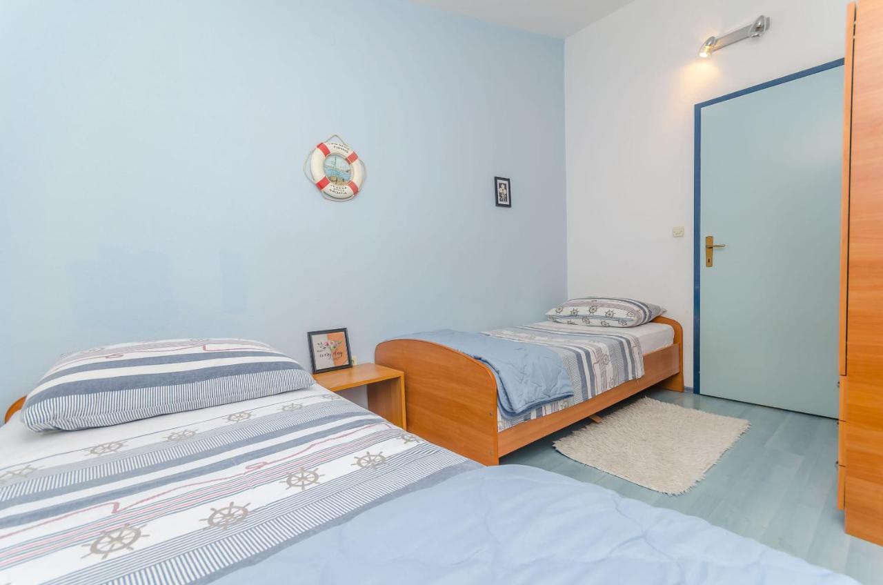 Apartments Zdenka Donji Okrug  외부 사진